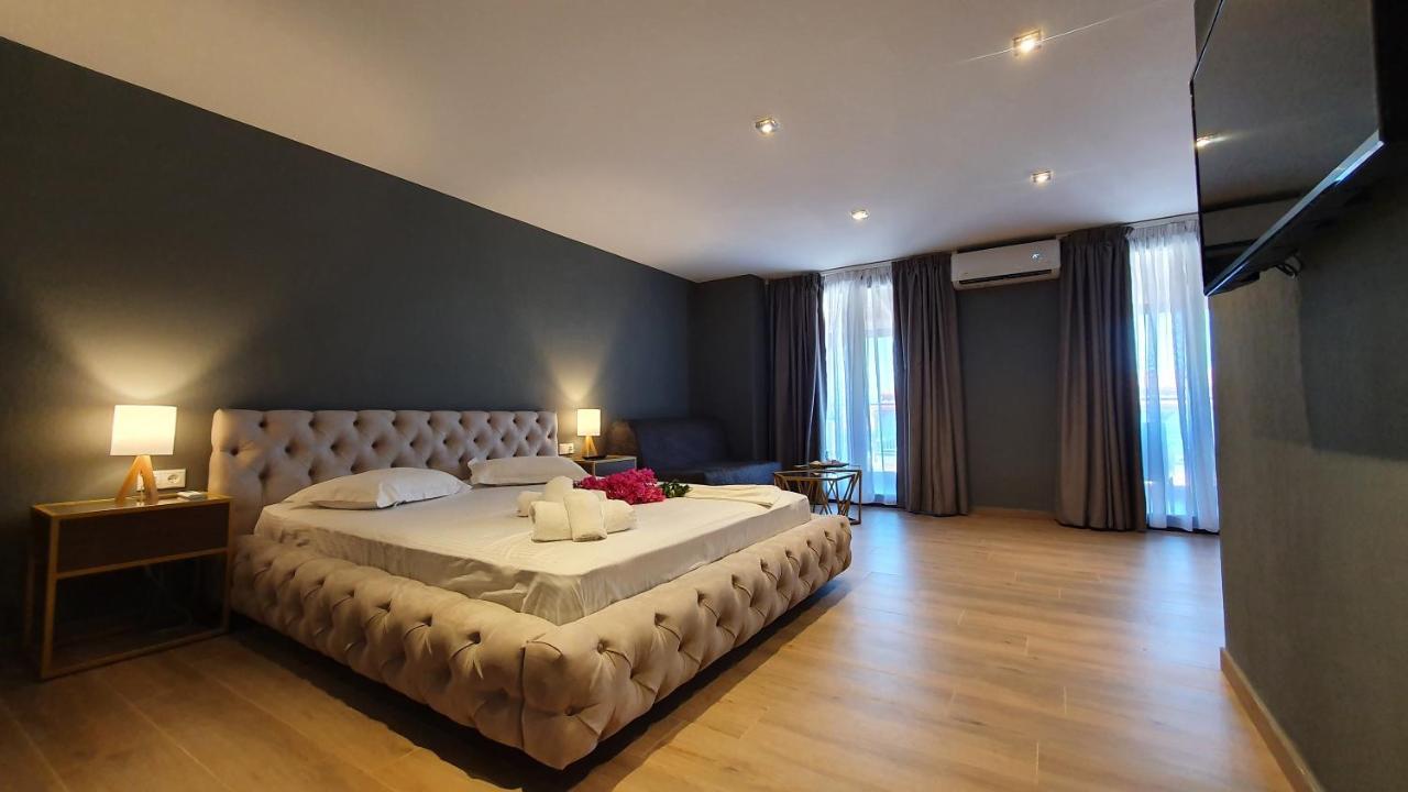 Hotel Viky Sarti Extérieur photo